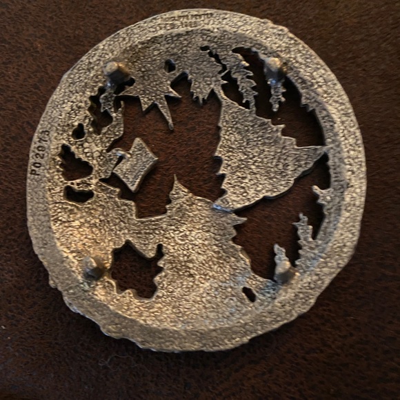 Vintage Rawcliffe Pewter Holiday Lid with Glass Bowl - Picture 6 of 9